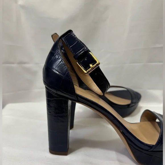 Lauren Ralph Lauren Sleek Navy Heels - Picture 6 of 12